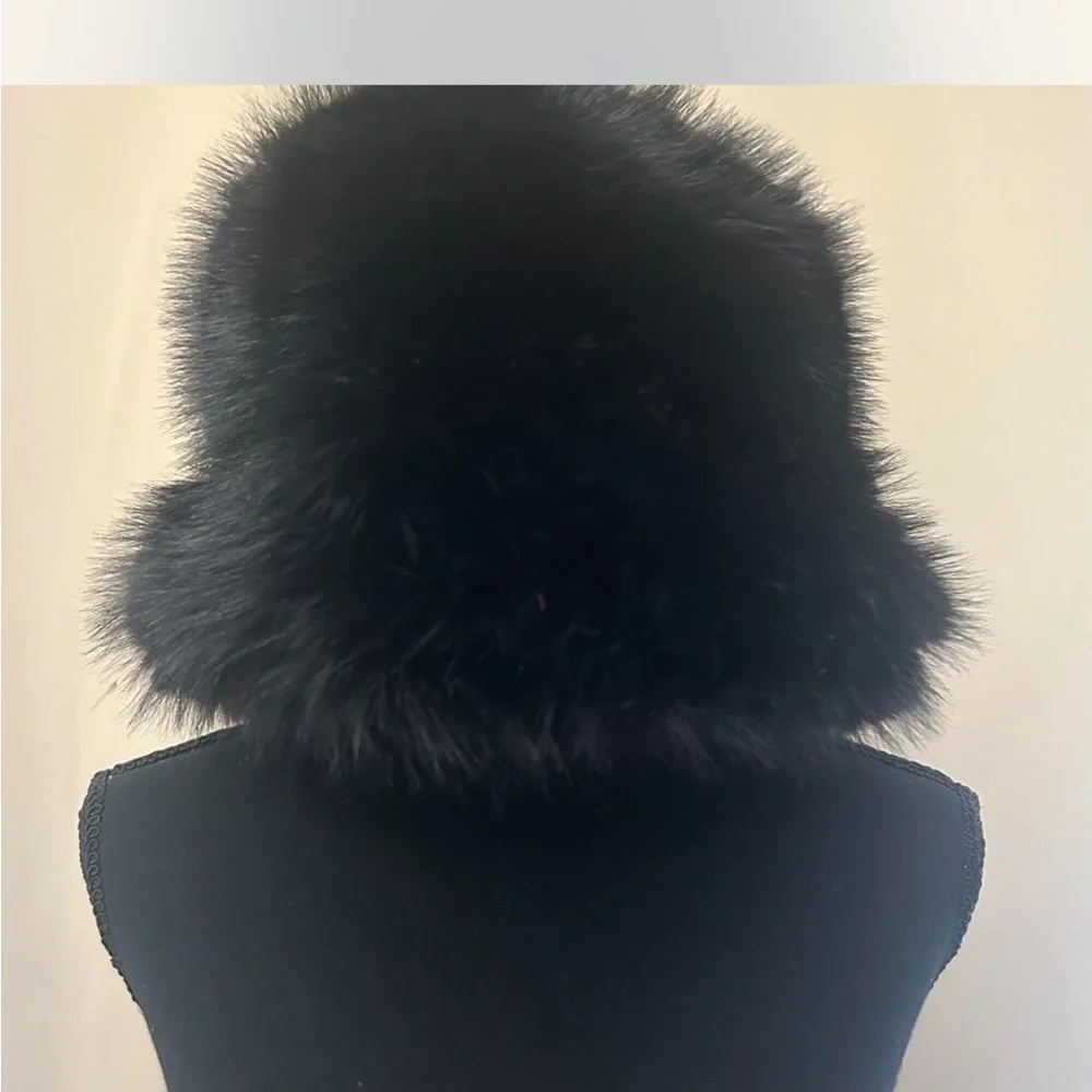Black Faux Fur Bucket Hat - Women's Winter Hat